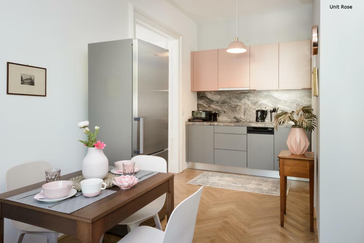 Prestige Apartments Любляна Екстер'єр фото