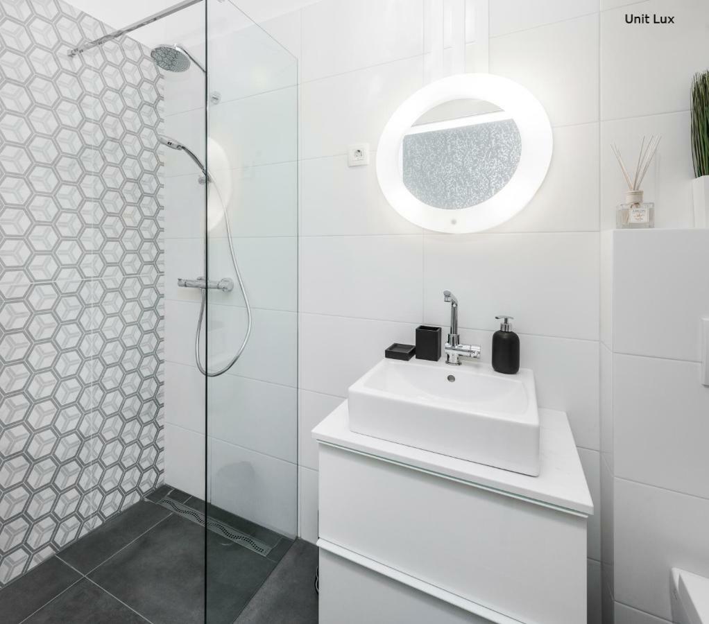Prestige Apartments Любляна Екстер'єр фото