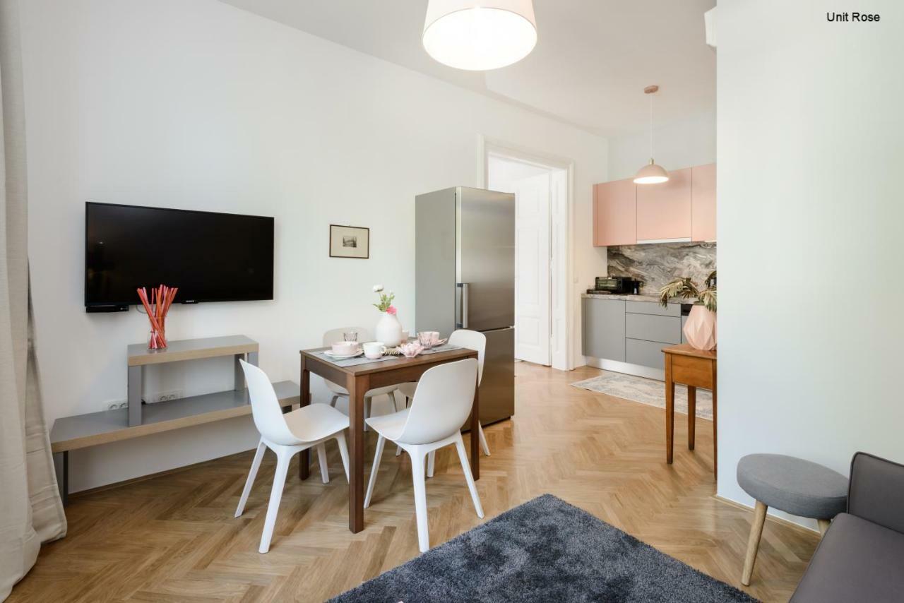 Prestige Apartments Любляна Екстер'єр фото